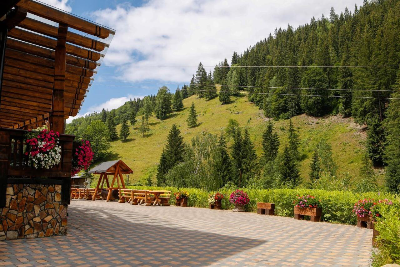 Casa Baciu Colacu Фунду Молдовей Экстерьер фото